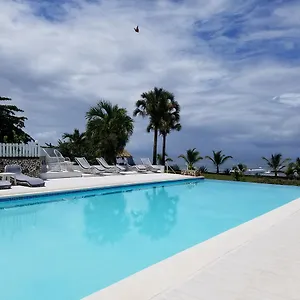 El Quemaito - Luxury Oceanfront Retreat Barahona